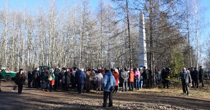 Подарок ветеранам комсомола в честь 100-летия ВЛКСМ сделал Олег Попов